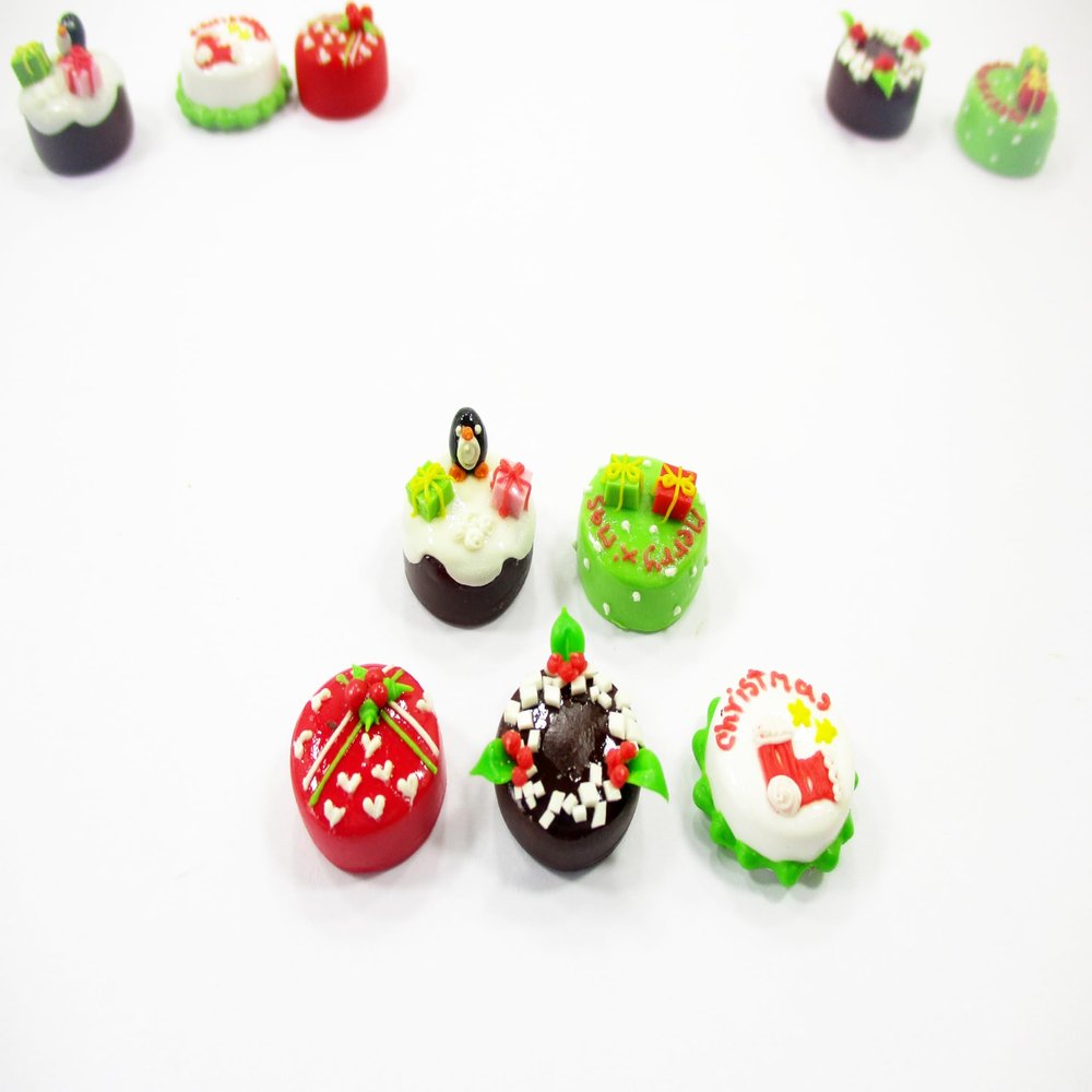 1:12 Miniature Set 5 Christmas Clay Cake 15mm Dollhouse Food Holiday Cafe