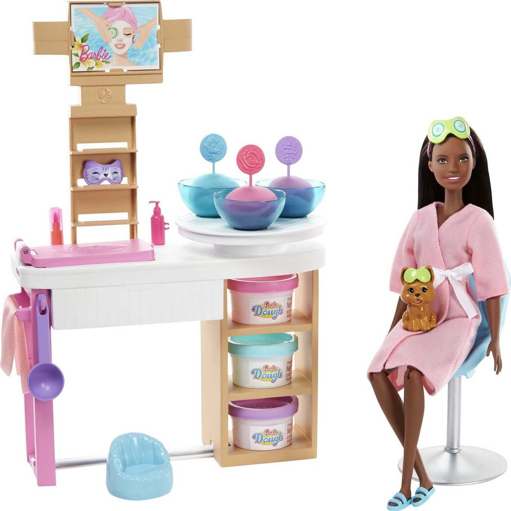 Barbie Face Mask Spa Day Playset with Brunette Doll, Puppy, Toy Spa Station with 4 Molds, 3 Tubs of Barbie Dough & 10+ Accessories to Create & Remove Face Blemishes on Doll & Puppy, for Kids