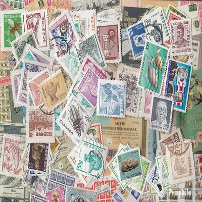 South-Korea 700 Various Stamps (Stamps for Collectors)
