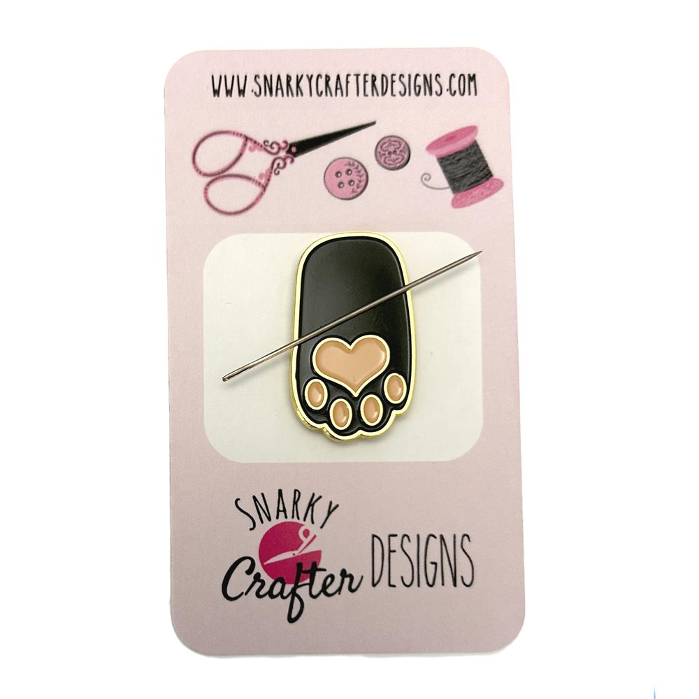 Black Paw Enamel Magnetic Needle Minder - Cat Dog Pet