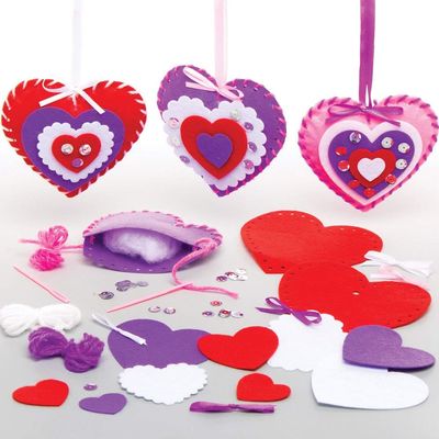 Baker Ross AT355 Heart Ornament Sewing Kits - Pack of 3, Creative Art and Craft Supplies for Kids to Make and Decorate