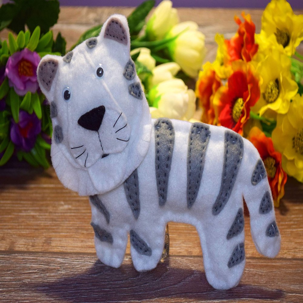 White Tiger Toy Felt Baby Rattle Wild Animal Nursery Decor Baby Toys Safari Stuffed Asia Jungle Zoo Animals Plushie Kids