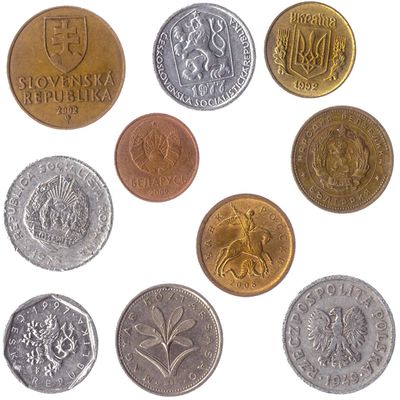 10 DIFFERENT COINS PICKED FROM THESE EASTERN EUROPEAN COUNTRIES: BELARUS, BULGARIA, CZECH REPUBLIC, CZECHOSLOVAKIA, HUNGARY, POLAND, ROMANIA, RUSSIA, ROMANIA, SLOVAKIA, UKRAINE.
