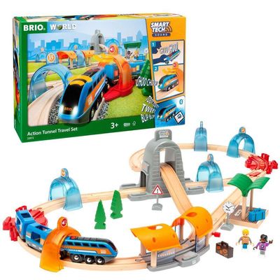 BRIO 33972 Smart Tech Sound Action Tunnel Travel Set - Interactive Toy Train Set for Kids - Age 3+ - Exciting Sound Effects - Compatible with Other BRIO Sets - FSC & MESH Accredited