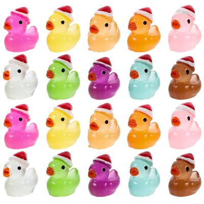 50pcs Miniature Ducks Ornament, Glow in The Duck Figurine with Xmas Hat Micro Landscape Garden Dollhouse Decoration Christmas Party Supplies