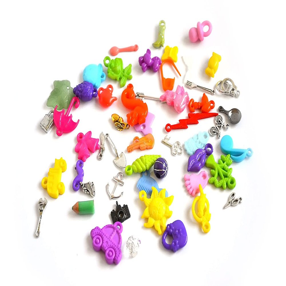 TomToy Double-Sided I Spy Trinkets for I Spy Bag, I Spy Bottle, Mixed Miniatures, Small Buttons, Beads, Charms and Objects, 1-3cm, Set of 50 trinkets
