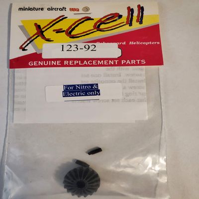 Miniature Aircraft X -Cell Open TR Output Gear w/Dog Point Set Screws 123-92