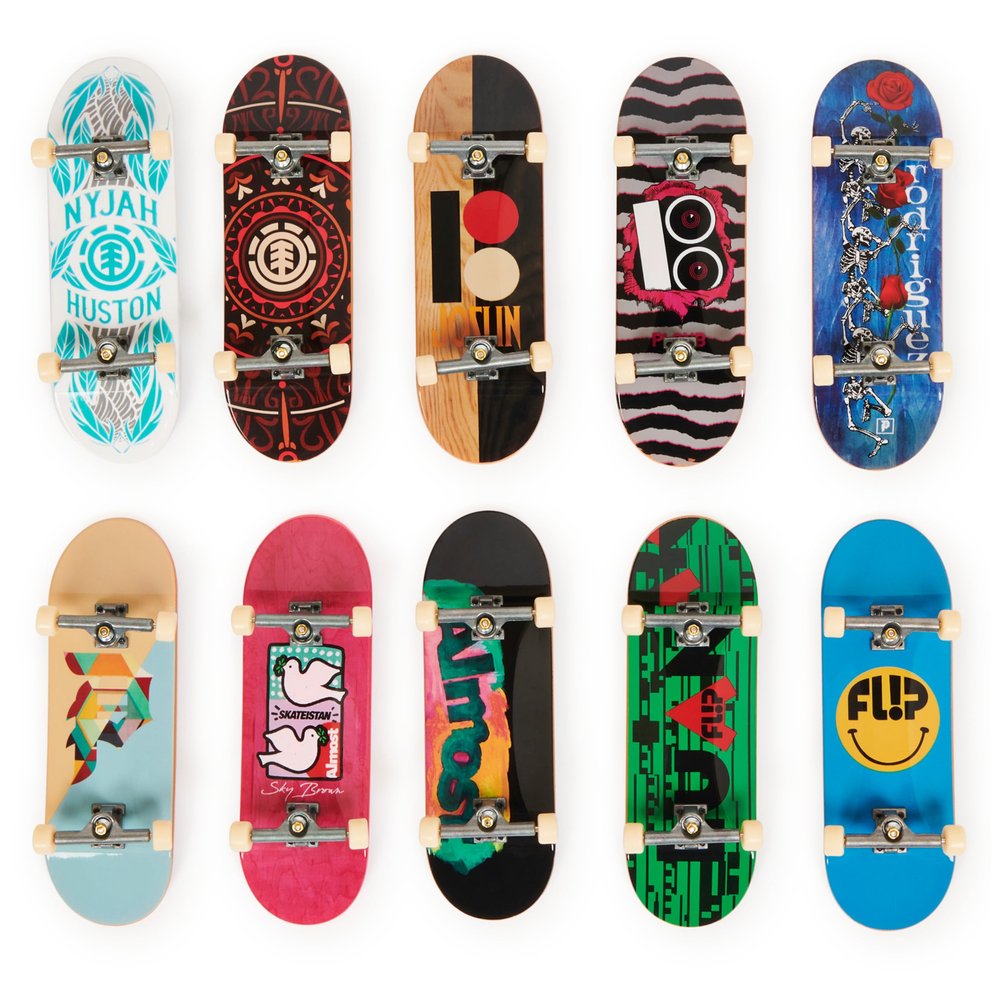 TECH DECK DLX Pro 10-Pack Fingerboards, Collectible Mini Skateboards with Authentic Skate Graphics, Skateboarding Toy Set for Kids Ages 6+, Gift for Boys, Girls & Skate Lovers