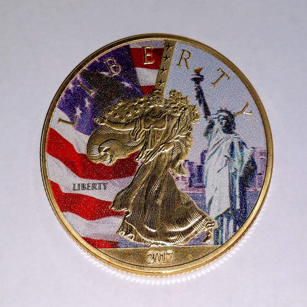 Statue of Liberty Colorized Novelty Art Coin