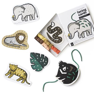 Wee Gallery Jungle Lacing Cards, Sewing Board and Travel Game for Toddlers and Preschoolers, Fine Motor Skills Toy, Montessori-Inspired Educational Kids Craft Activity for Ages 3+