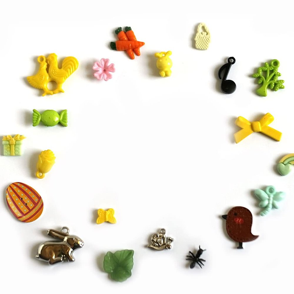 TomToy Easter I Spy Trinkets, Holidays Spring Theme I Spy Bag/Bottle Fillers, 1-3cm, Set of 20 trinkets