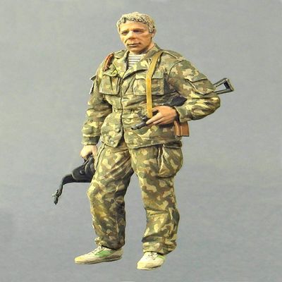 XINGCHANG Assembly Unpainted Scale 1/35 Tankman of Division of Russia Historical Toy Resin Model Miniature Kit