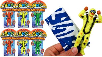 JA-RU Parachute Toys for Kids (6 Pack) Red, Yellow, or Green Flying Parachute Men Action Figures | Outdoor Recess Toys | Party Favors for Boys, Prizes, & Goodie Bag Stuffers. 2306-6s