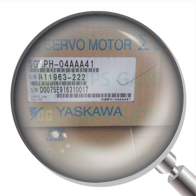 1Pcs New in Box SGMPH-04AAA41 Servo Motor