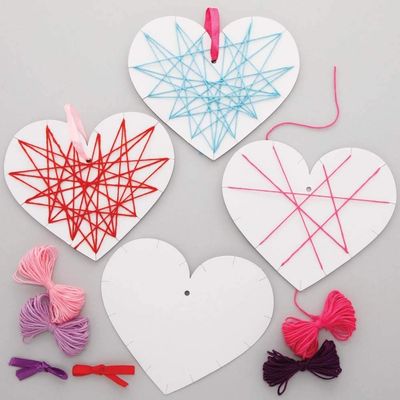 Baker Ross AX745 Heart Weaving Decorations - Pack of 8, Introductory Sewing for Beginners and for Kids Arts and Crafts Projects