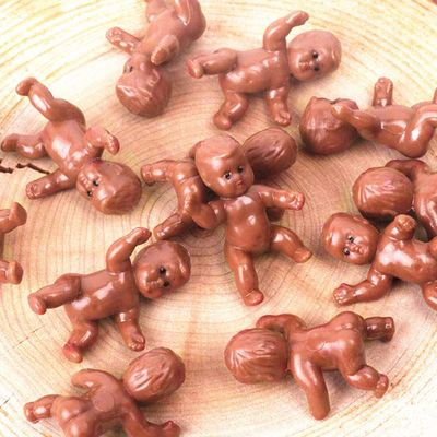 1.2" King Cake Babies 36Pcs Mini Plastic Babies for Baby Shower Ice Cube Game Party Favor Decorations Party Pet King Cake King Cake Baby Plastic Baby (Black)