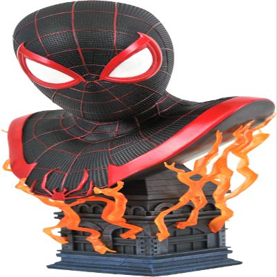 Diamond Select Toys Marvel's GamerVerse: Miles Morales Legends in 3-Dimensions 1:2 Scale Bust, Multicolor, 10 inches