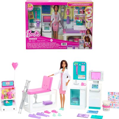Barbie Fast Cast Clinic Playset, Brunette Barbie Doctor Doll, 30+ Play Pieces, 4 Play Areas, Cast & Bandage Making, Medical & X-ray Stations, Exam Table, Gift Shop & More, Great Toy for 3 Years & Up