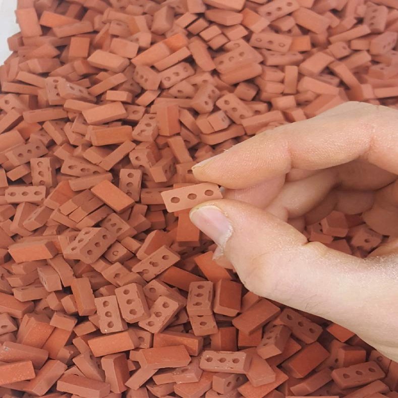 Acacia Grove Real Mini Red Bricks, 1/12 Scale (1000 Pack)