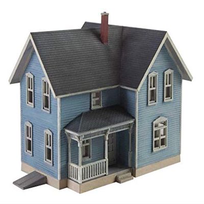 Walthers Cornerstone N Scale Lancaster Farm House - Kit - 2-1/2 x 3-1/4 x 2-5/16" 6.3 x 8.3 x 5.9cm