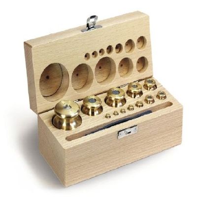 212 Main 1 g-5 kg M2 Class Set of Weight in Wooden Box with Finely Turned Brass