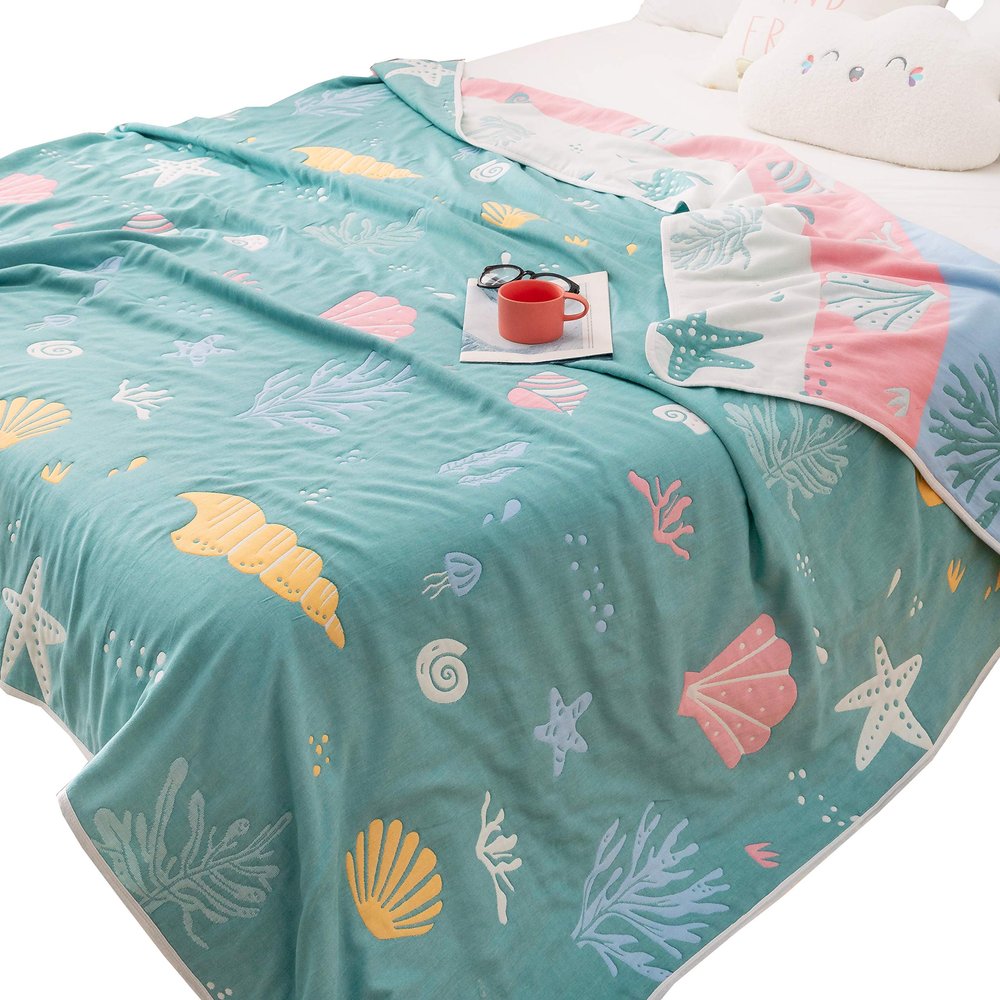 J-pinno Coral Conch Starfish Shell Muslin Blanket Reversible 100% Cotton 6 Layer Quilt Bed Blanket Soft Warm Throw Sofa Couch Toddler Kids Cartoon Travel Coverlet Sheet (Sea, Crib 45" X 60")