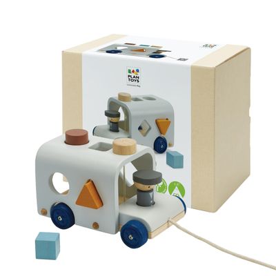 PlanToys Sorting Bus Wooden Toy for Kids Ages 3+ | Montessori Shape & Colour Learning Activity for Sorting, Coordination & Fine Motor Skills | Eco-Friendly Educational Playset