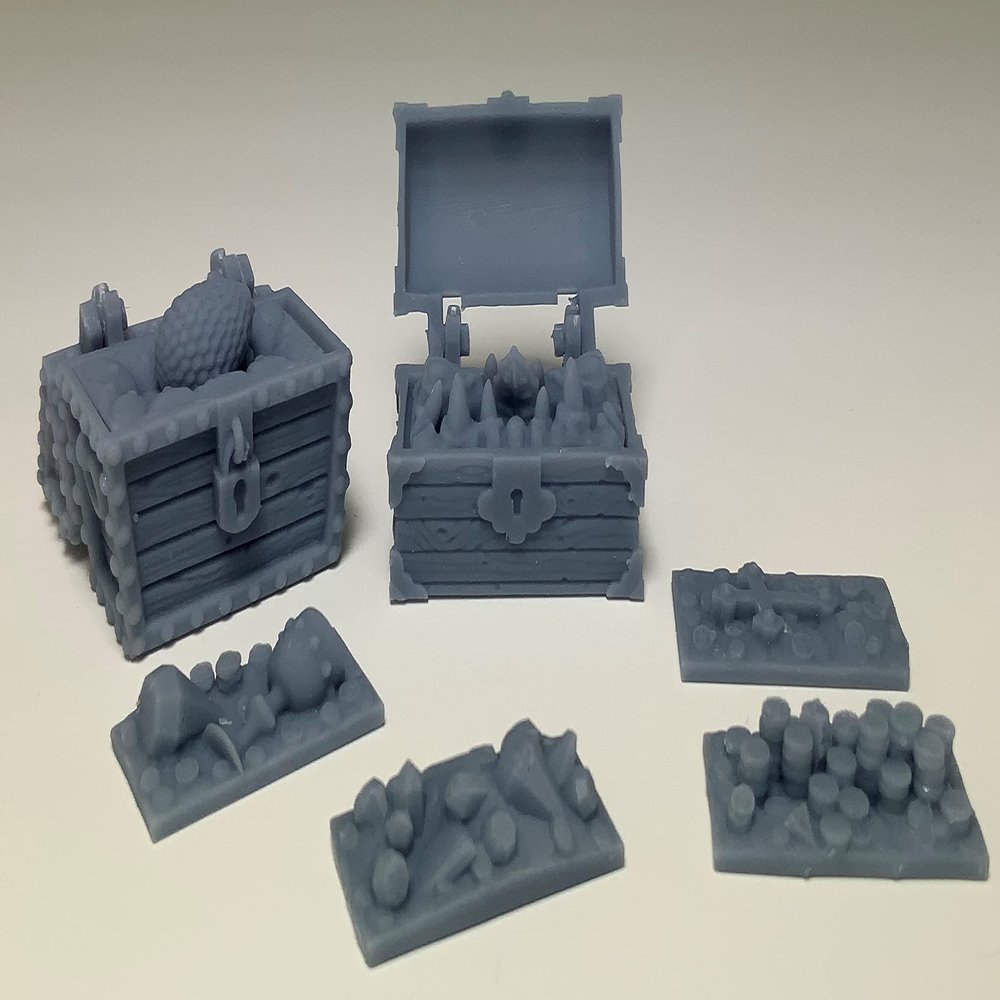 HERO Creations - Treasure Chests - RPG - Dungeons and Dragons - DND - Pathfinder - Lord of The Ring - Figurine Miniature (Gray/Unpainted)