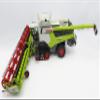 Marge Models CLAAS Lexion 8900 Terra Trac Combine with Header Cart 1:32 Scale Model 02531980, Green view 3