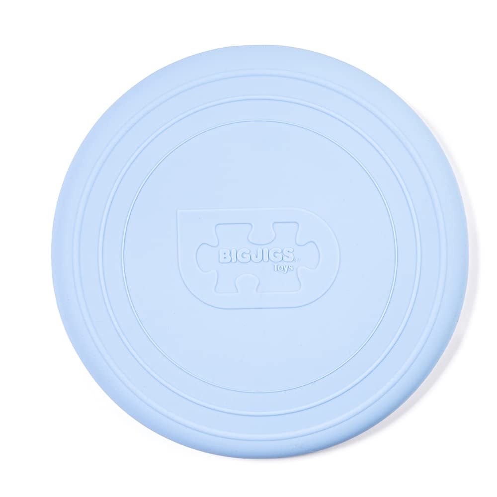 Bigjigs Toys Frisbee Flying Disc (Powder Blue) - Silicone Frisbee for Kids, Quality Flying Saucers, Beach Toys & Garden Toys, Holiday Toys for Toddlers