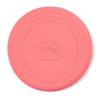 Bigjigs Toys Frisbee Flying Disc (Coral Pink) Silicone Frisbee for Kids, Quality Flying Saucers, Beach & Garden Toys for Toddlers
