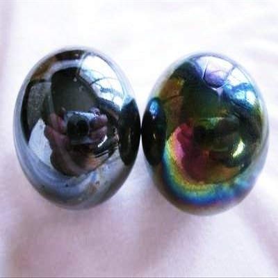 Big Game Toys Set of 2 Midnight Galaxy 35mm Boulder Purple/Gold Oil Slick Metallic Iridescent Swirl Large Shooter Solid Glass Marbles Home Decor/Vase Filler/Aquarium