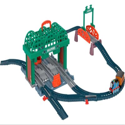Thomas & Friends Diecast Toy Train & Track Set Knapford Station 2-in-1 Playset & Storage Case for Preschool Kids Ages 3+ Years