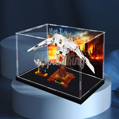 Acrylic Display case for Compatible with Harry Potter Hedwig 75979 (Model Set is not Included) (with Theme Background)