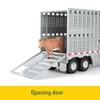 ERTL 1/32 Freightliner 122SD Semi with Livestock Trailer & Cattle 47362 view 2