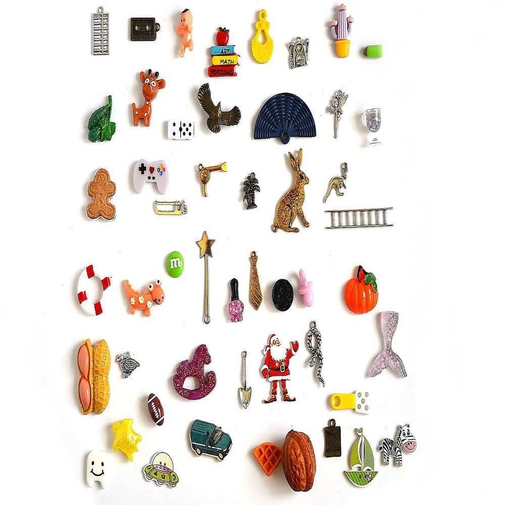 I spy trinkets Collection #1, 1-4cm, Set of 50 trinkets