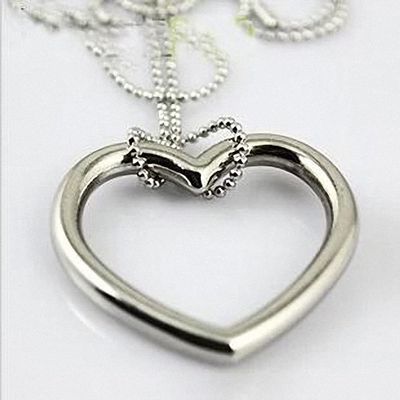 Close Up Magic Tricks 2 pcs Infinity Ring- Heart - Magic Trick