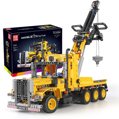 Mould King 17011 Heavy-Duty Tow Truck Building Toy Set, Technology MOC Road Trailers Building Gift Toys for Kids Age 14+ (1,250 Pieces)