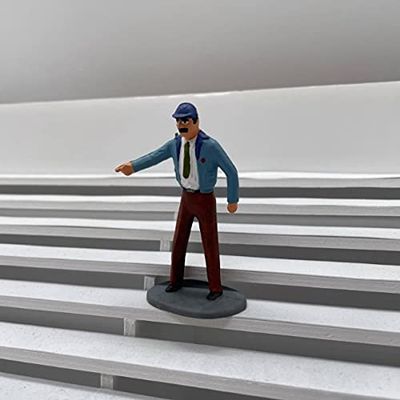 F1015 - Greenhills Scalextric Carrera Standing Man Spectator 1.32 Scale Hand Painted - NEW