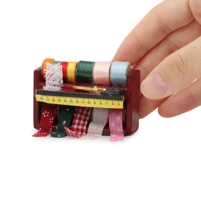 Dollhouse Accessories Miniature Sewing Tool Kit 1:12 Sewing Room Accessories Sewing Shelf Simulation Model Dollhouse Decorations (B)