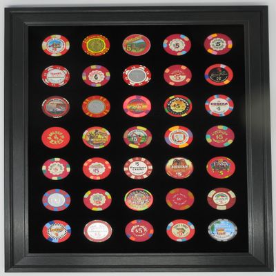 Tiny Treasures Picture Display Frame for 35 Casino Poker Chips (not included) (Black)