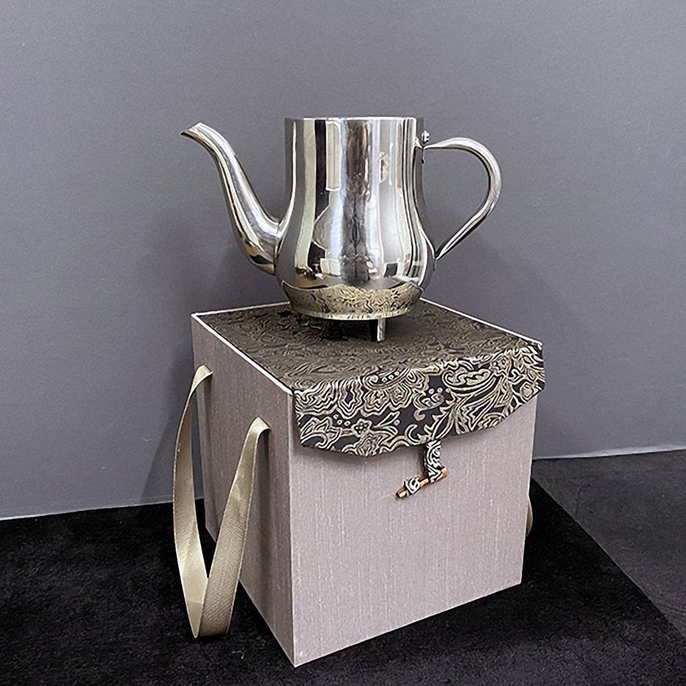 Snowstorm Teapot (Stainless Steel) - Stage Magic / Magic Trick / Magic Props / Party Trick / Magic Gimmick