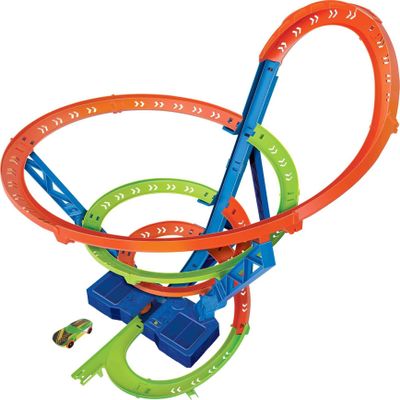 Hot Wheels Toy Car Track Set Spiral Speed Crash, Powered by Motorized Booster 29-in Tall Track with 1:64 Scale Toy Car