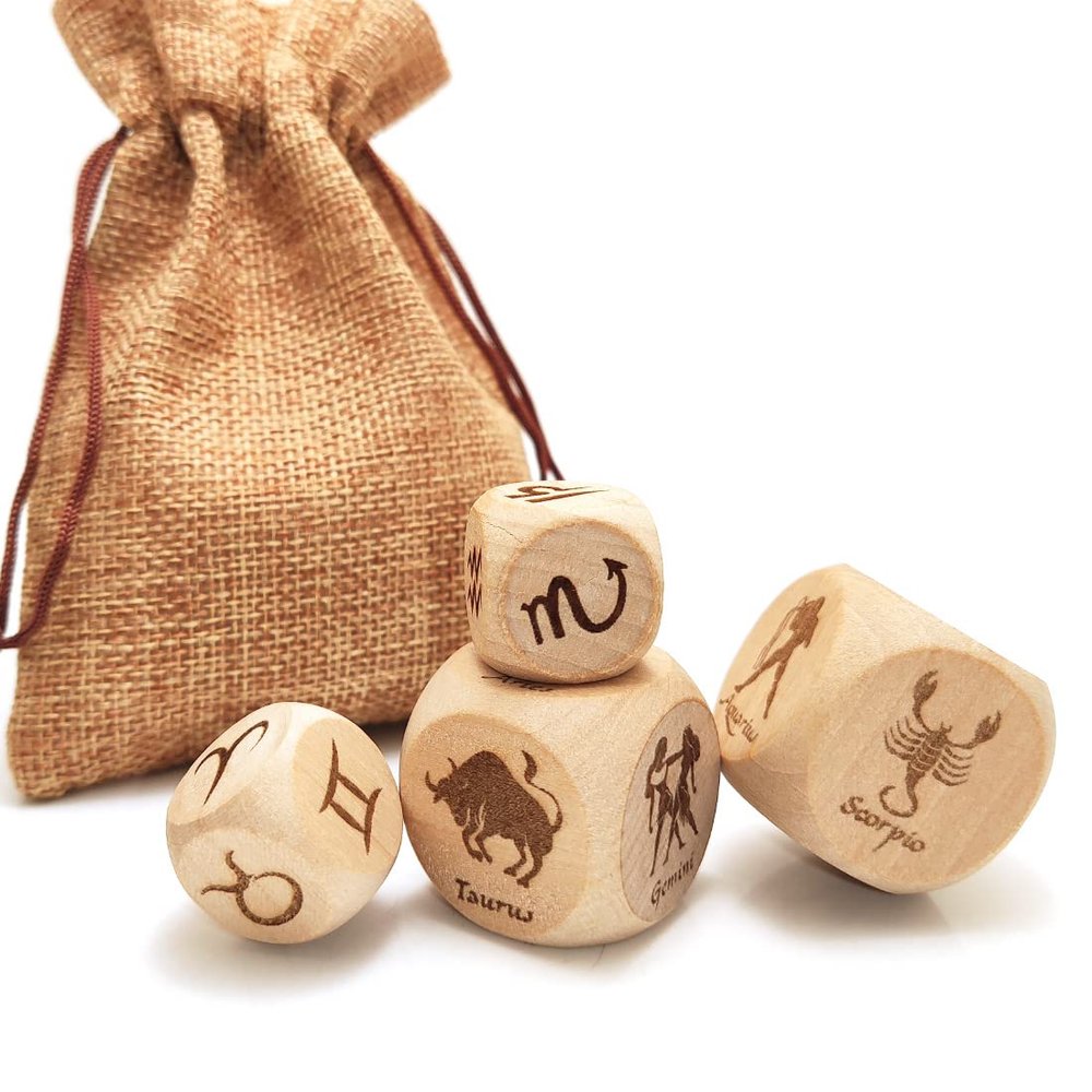 Hometu 2 Pairs/Set Zodiac Constellation Dice Set - 2Pcs 20MM + 2Pcs 30MM Engraved Wooden Astrological Dices for Divination Accessory (V1(20MM)+V1(30MM)), Wood