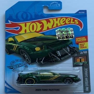 Hot Wheels 2005 Ford Mustang (Green) - HW Dream Garage 2/10 (2020 Factory Sealed)