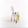 Schleich bayala Mythical Rainbow Love Unicorn Mare Figurine - Featuring Glittery Decorated Details and with Shiny Spiral Horn, Imaginative Fun and Durable Toy for Girls and Boys, Gift for Kids Ages 5+ view 4