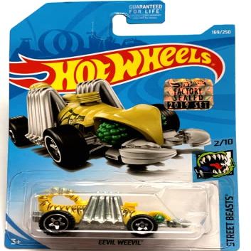 DieCast Hot Wheels EEVIL Weevil (Yellow) - Street Beasts 2/10 (2019 Factory Sealed)