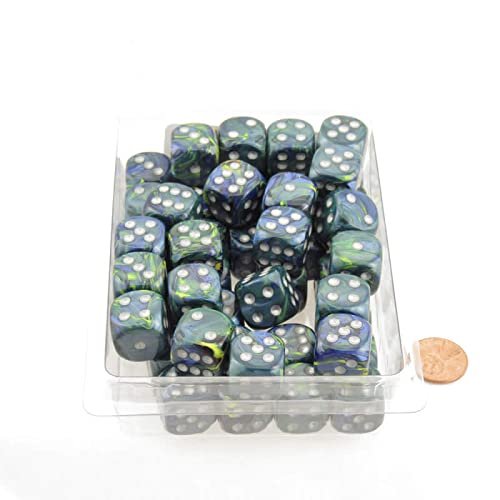 Green Festive Dice with Silver Pips 16mm (5/8in) D6 Pack of 50 Wondertrail