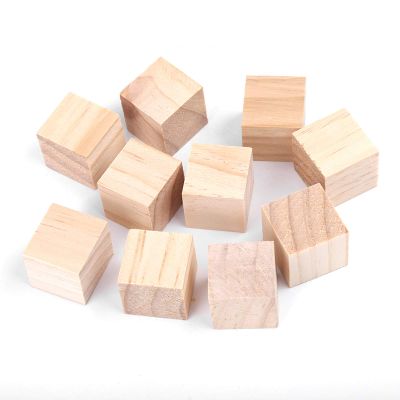 10Pcs Wooden Blocks, 0.98 Inch Unfinished Wood Cubes Natural Wood Square Cubes for Arts and Crafts and DIY Projects