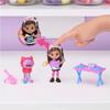 Gabby et la Maison Magique - Gabby's Dollhouse - 2 Figures and Accessories - Gabby, 1 Cat Figurine, Accessories - Cartoon Gabby and the Magic House - Children's Toy 3 Years and Above - Random Model view 2
